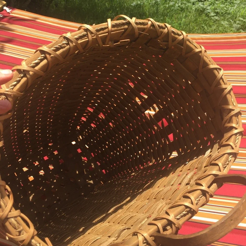 Antique Large Trapper Backpack Basket Splint Adirondack Basket 21